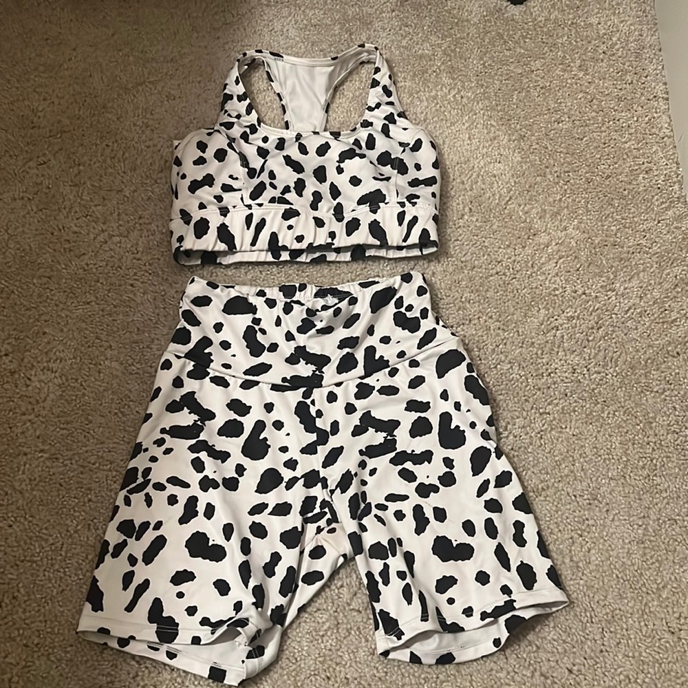 Cow print workout set